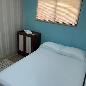 Habitación en casa particular Airport House, Cartagena